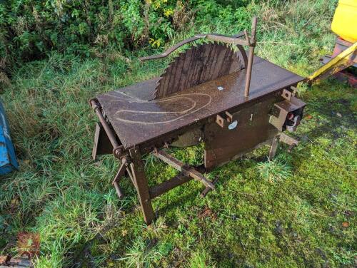 PTO DRIVEN SAWBENCH