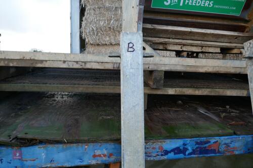 GALVANISED HANGING POST