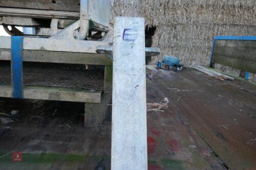 GALVANISED HANGING POST