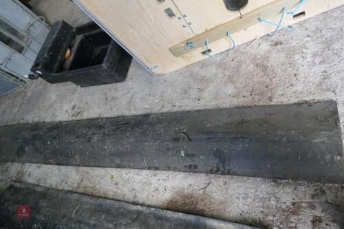 RUBBER 3M WIDE HUMP