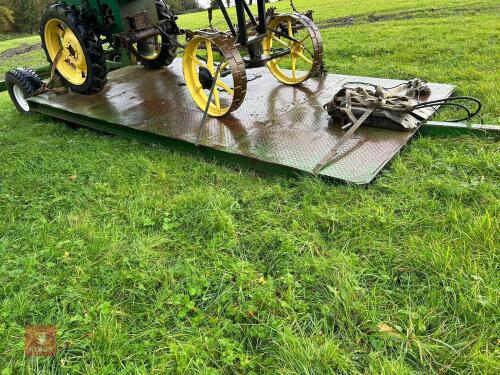 HYDRAULIC DROP BED TRAILER