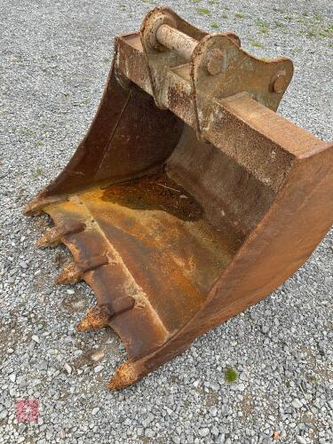 4' DIGGING BUCKET