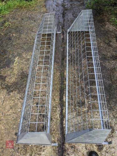 IAE HAY RACK