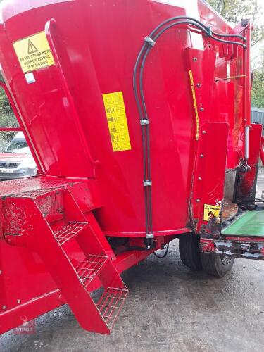 2016 REDROCK VM12 MIXER WAGON