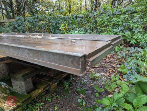 PAIR OF IFOR WILIIAMS RAMPS