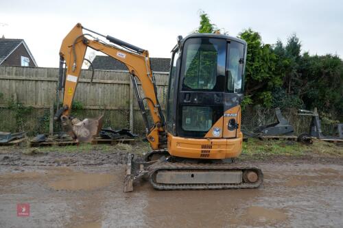 2015 CASE CX26 B MINI EXCAVATOR