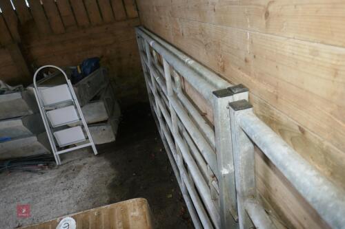 2 X 9'2'' GALVANISED YARD GATES (4)