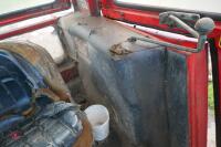 1981 MASSEY FERGUSON 590 2WD TRACTOR - 35