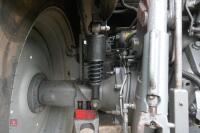 2015 MASSEY FERGUSON 5613 4WD TRACTOR - 39