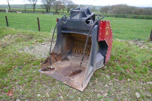 2022 DIFCO DF-156 7-10 ALL STAR SCREENER