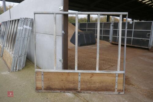 6' 4'' CATTLE FEED BARRIER (140)