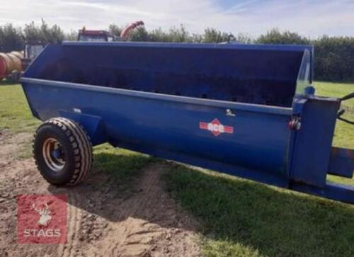 AS MARSTON 700 DUNG SPREADER