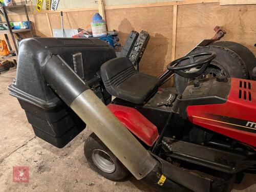 MURRAY 12/76 RIDE ON LAWNMOWER (GWO)