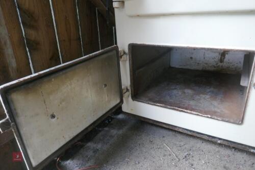 RAYBURN ROYAL