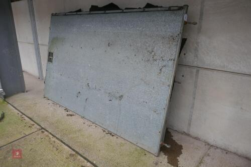 8' X 5' SHEETED GATE (112)