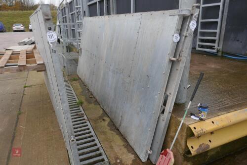 11'10'' SHEETED DOOR (132)