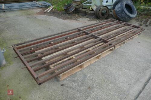 12' YARD GATE (44)
