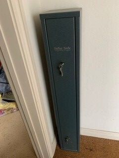 GUN CABINET
