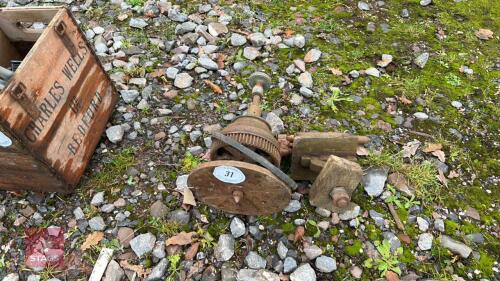 VINTAGE PULLEY & FLY WHEEL