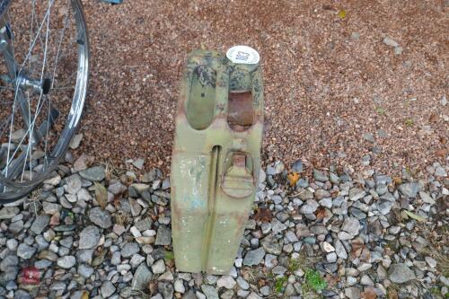 JERRY CAN (103)