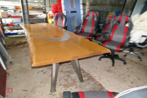 BOARDROOM TABLE & 6 MATCHING CHAIRS