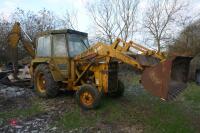 MASSEY FERGUSON 50B WHEELED DIGGER (S/R) - 15