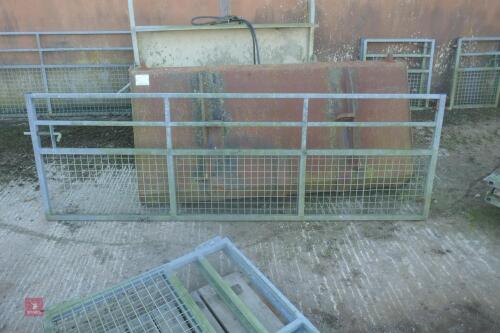 9'9'' GALVANISED SHEEP HANDLING GATE(11)
