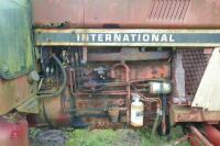 INTERNATIONAL 955 2WD TRACTORS (S/R) - 34