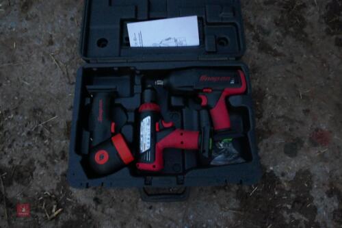 SNAP ON 1/2'' SET IN BOX