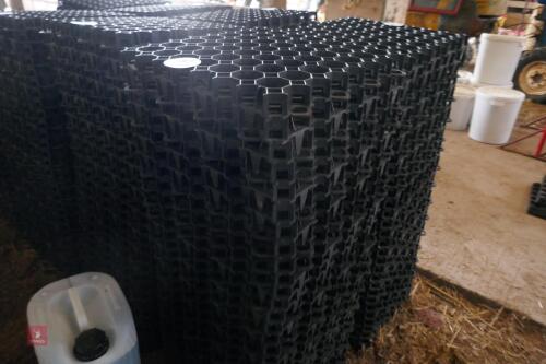 30 PLASTIC GROUND REINFORCEMENT GEOGRIDS