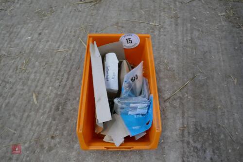 TUB OF WALL PLUGS, BRACKETS ETC (15)