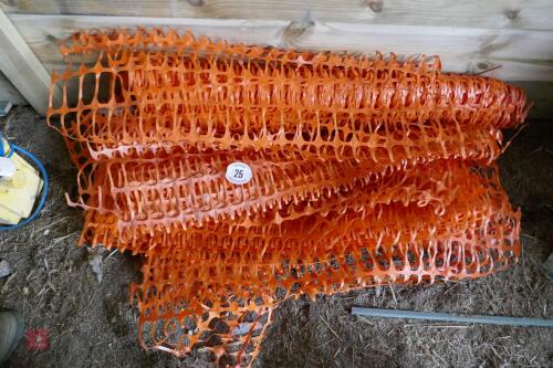 QTY OF PLASTIC ORANGE NETTING (25)