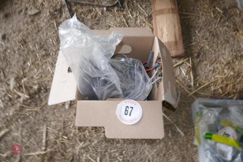 BOX OF SMALL BUNGEE STRAPS (67)