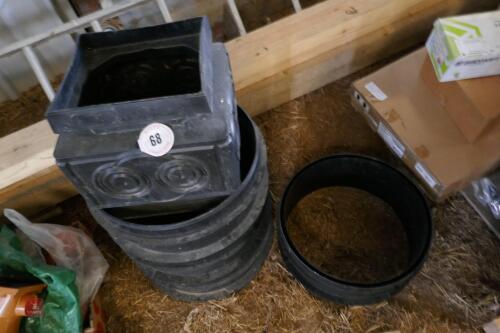 3 PLASTICMANHOLE INSERTS (68)