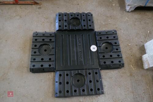 2 PLASTIC RADDON 200 SUMPS (78)