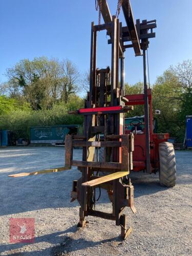 TRACTOR REAR FORK LIFT