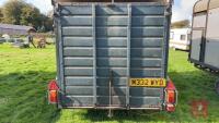 RICHARDSON TWIN AXLE EQUINE TRAILER - 9