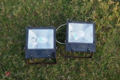 2 LARGE FLOODLIGHTS