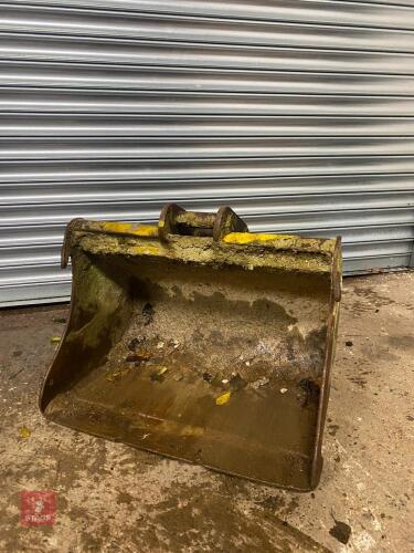 KUBOTA 3 TON 24'' DIGGER BUCKET