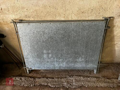 2 X 4' GALVANISED SHEETED HURDLES (86)