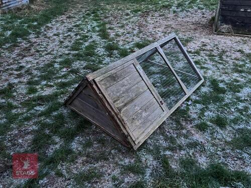 WOODEN COLLAPSIBLE DAY RUN