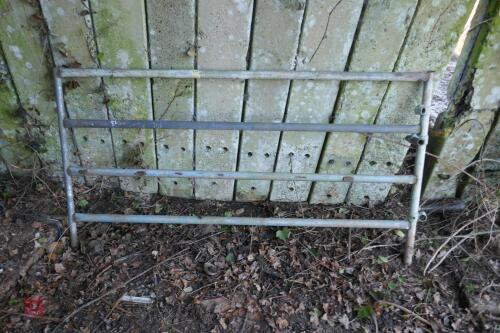 6' x 3' 6'' GALVANISED HURDLE (3)