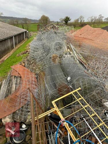 STOCK FENCING