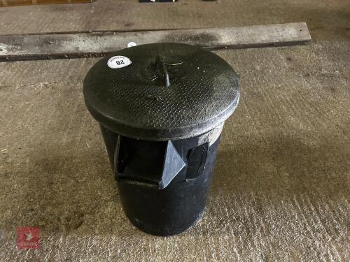 BLACK PLASTIC BIN