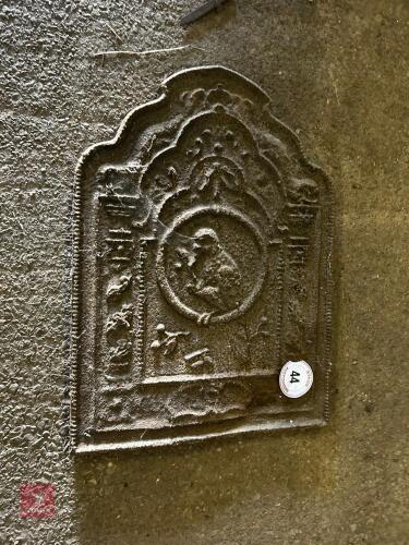 CAST FIRE BACKPLATE (44)