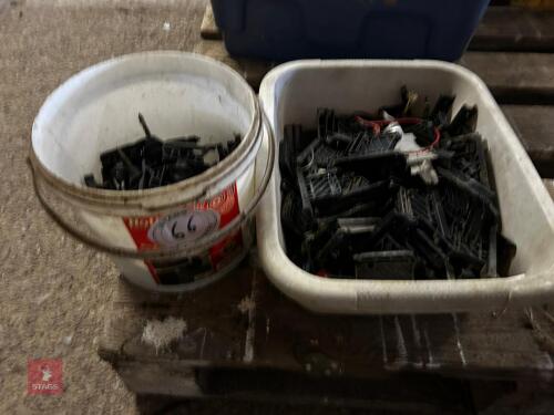 INSULATORS & EQUINE TAPE HOLDERS (66)