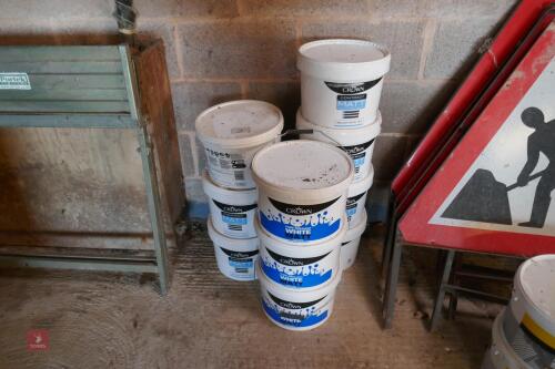 10 X 10L TUBS OF MATT WHITE PAINT