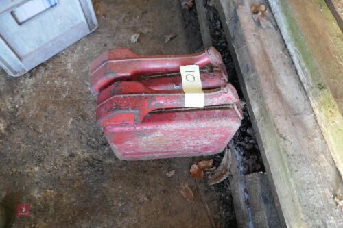 2 VINTAGE FUEL CANS (10)