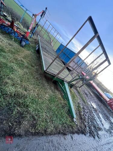 24' BALE TRAILER(S/R)