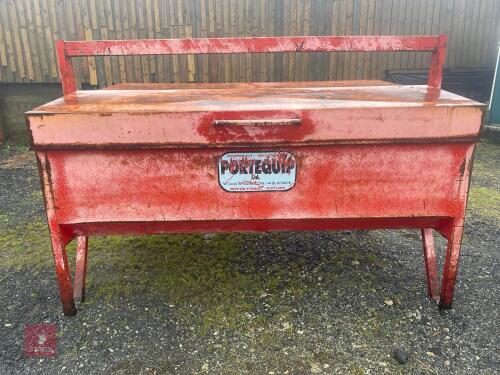 PORTEQUIP CALF CREEP FEEDER